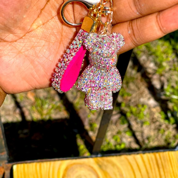 LUXURYY KEYCHAINS - Picture 5 of 7